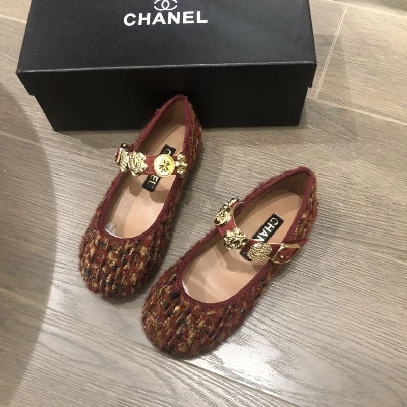 Seasonal CHANEL SHOES 29851