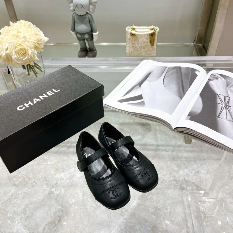 CHANEL SHOES TravelReady 30289