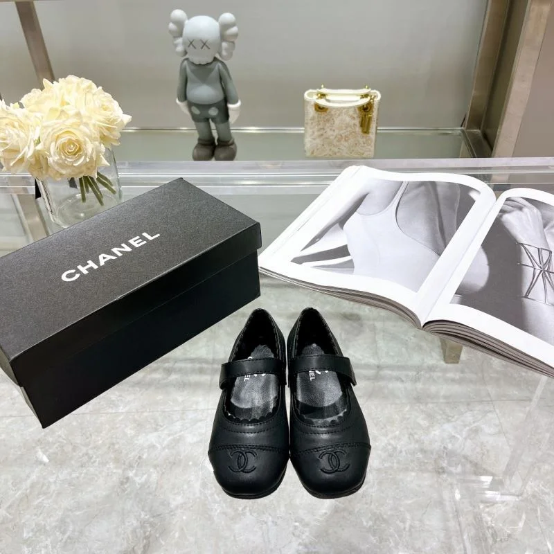 CHANEL SHOES TravelReady 30289