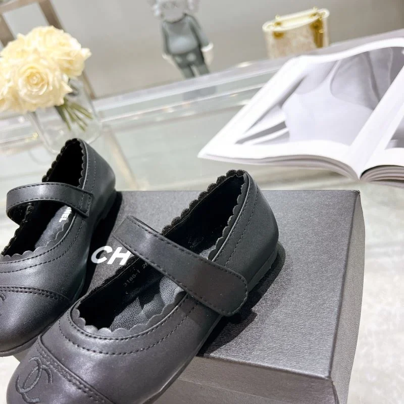 CHANEL SHOES TravelReady 30289