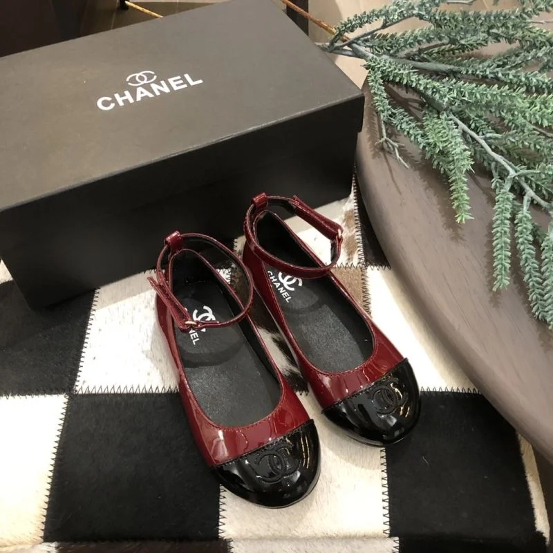 CHANEL SHOES UrbanChic 30283