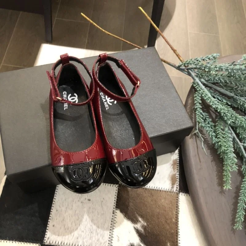 CHANEL SHOES UrbanChic 30283