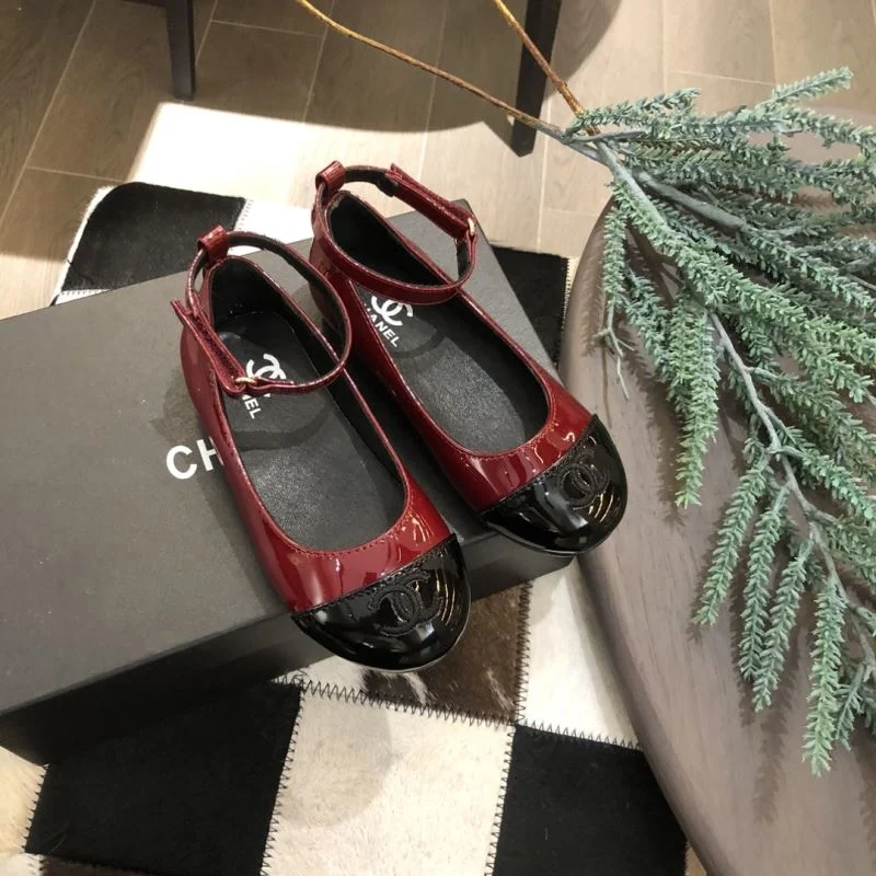 CHANEL SHOES UrbanChic 30283