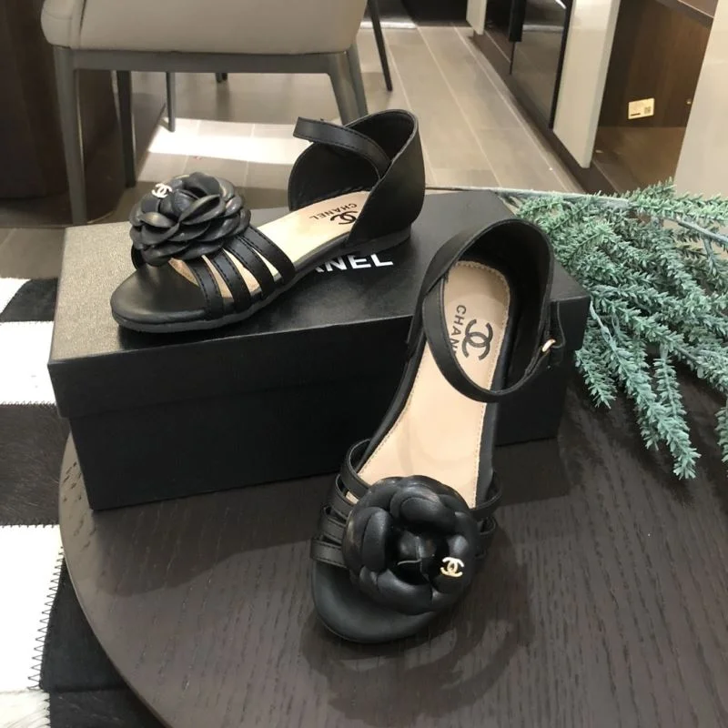 Supportive CHANEL SHOES 30266