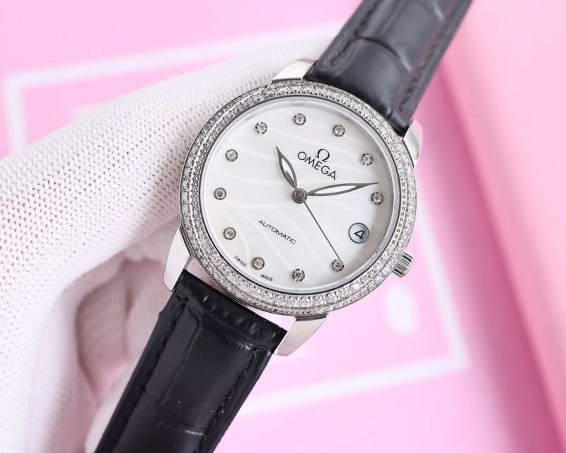 Comfortable CHANEL Watches 181728