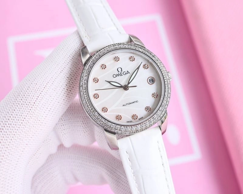 Comfortable CHANEL Watches 181728