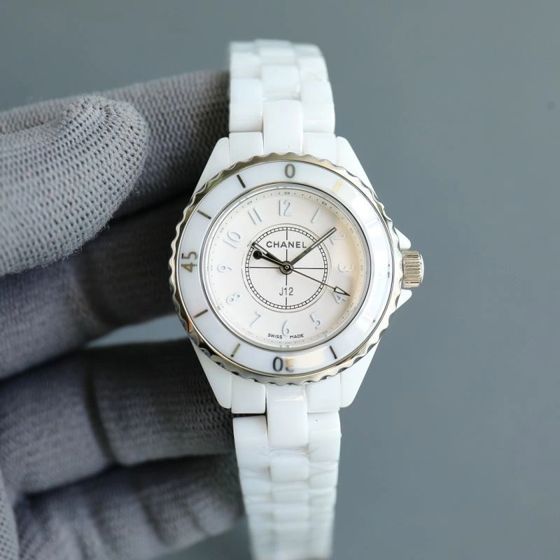 Casual CHANEL Watches 181725
