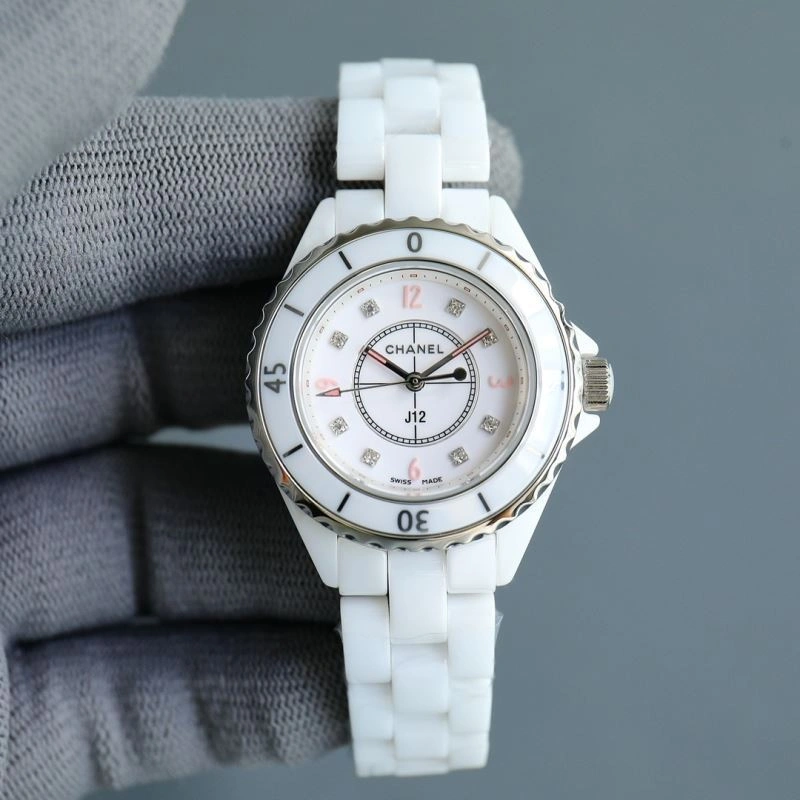 Casual CHANEL Watches 181725