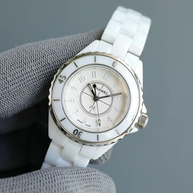 Casual CHANEL Watches 181725