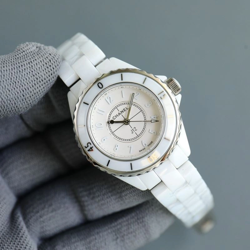 Casual CHANEL Watches 181725