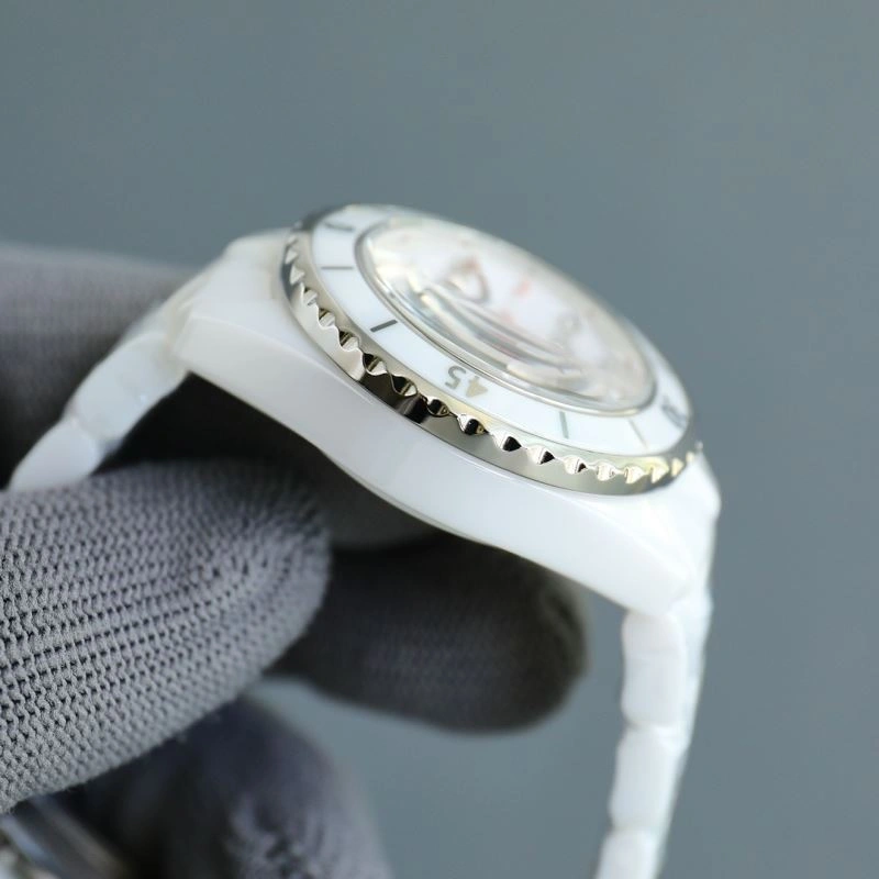 Casual CHANEL Watches 181725