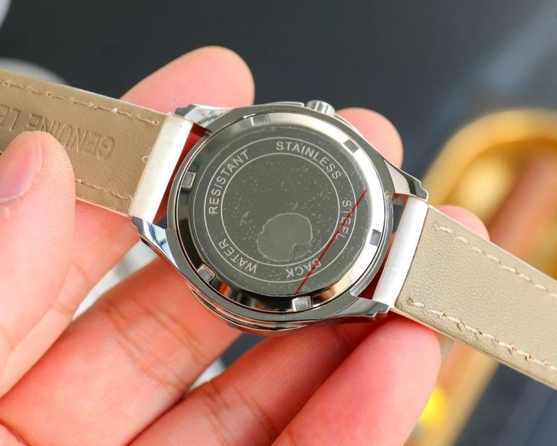 OnTrend CHANEL Watches 181708