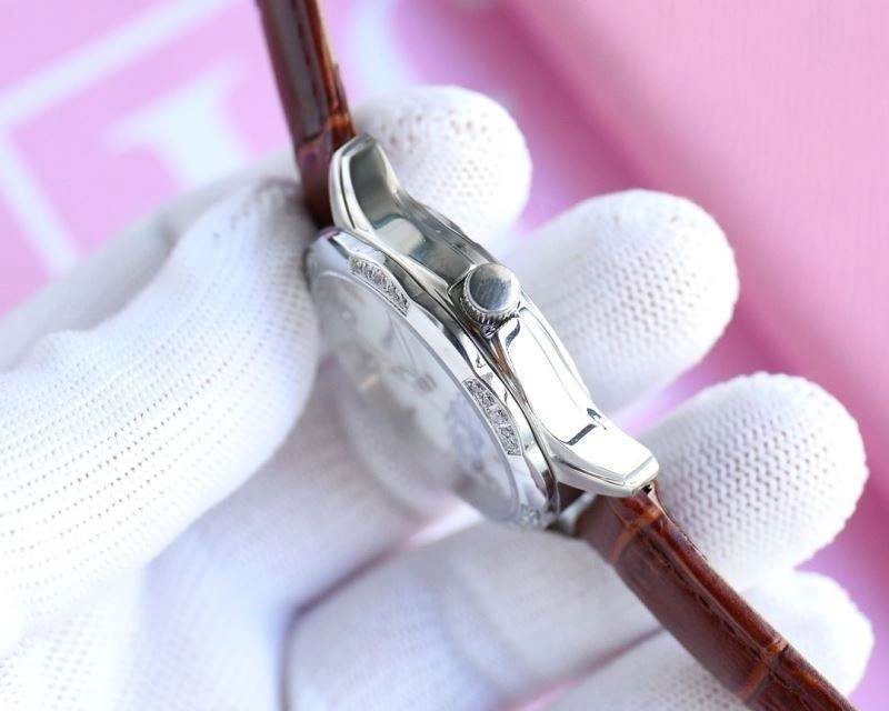 Original CHANEL Watches 181704