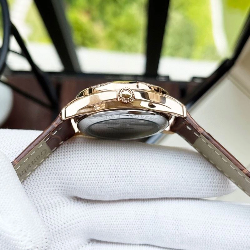 Classic CHANEL Watches 181702