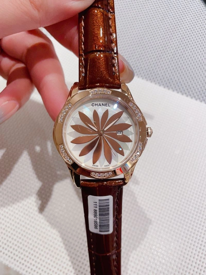Unisex CHANEL Watches 181700