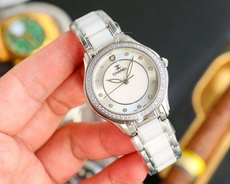 Unisex CHANEL Watches 181693