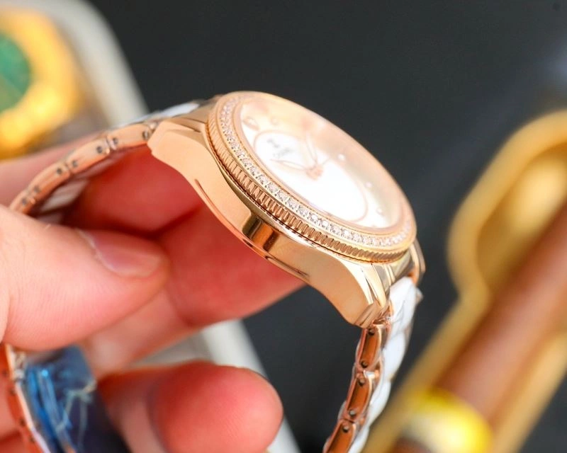 Unisex CHANEL Watches 181693