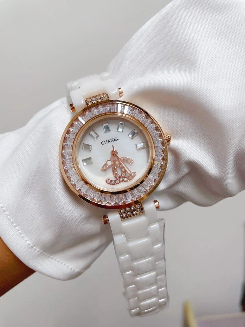 Seasonal CHANEL Watches 181690