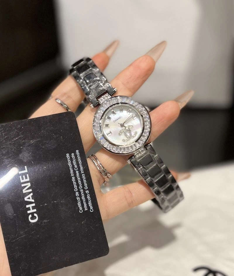 Unique CHANEL Watches 181689