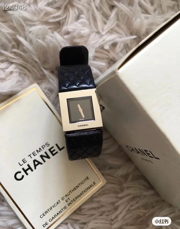Effortless CHANEL Watches 181684