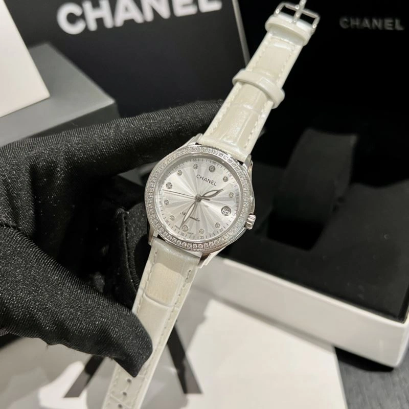 CHANEL Watches Functional 181682