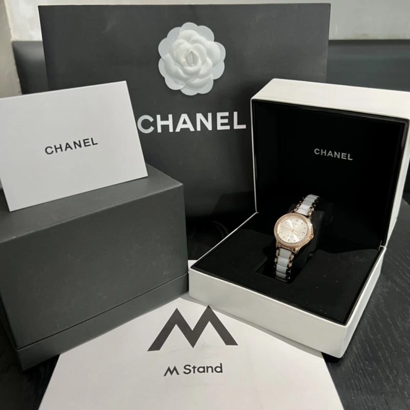 WeatherProof CHANEL Watches 181677