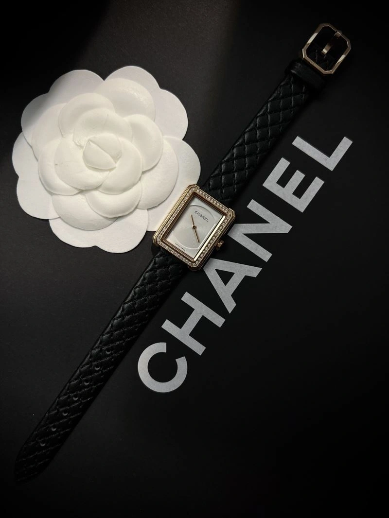 Minimalist CHANEL Watches 181672