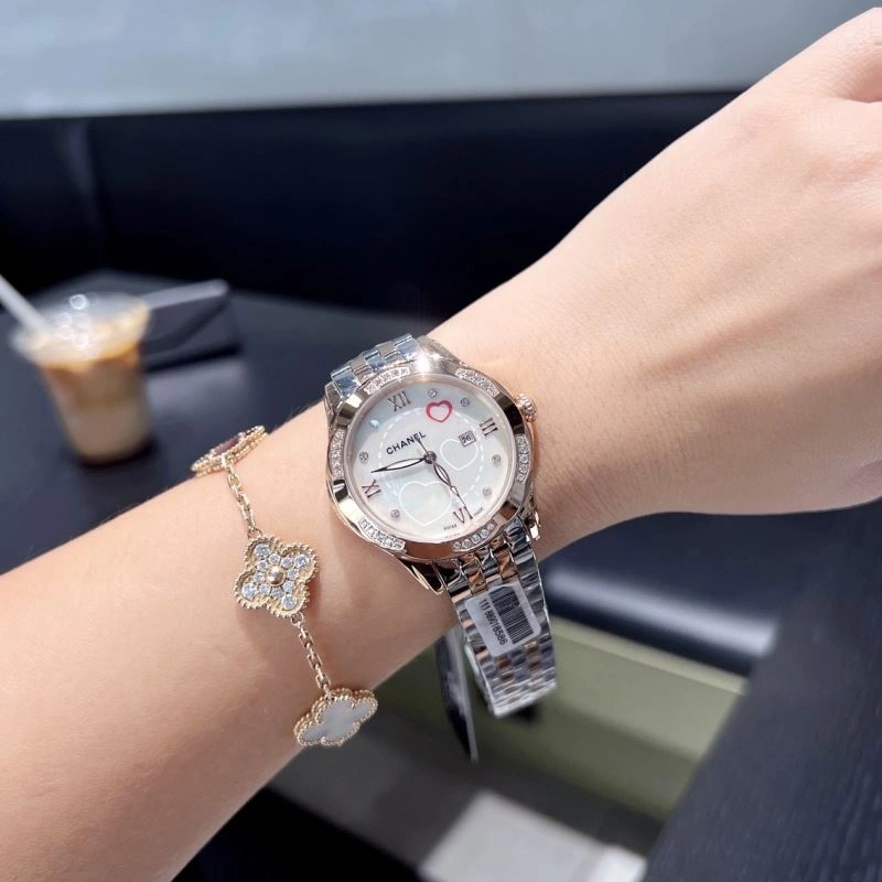 Packable CHANEL Watches 181667