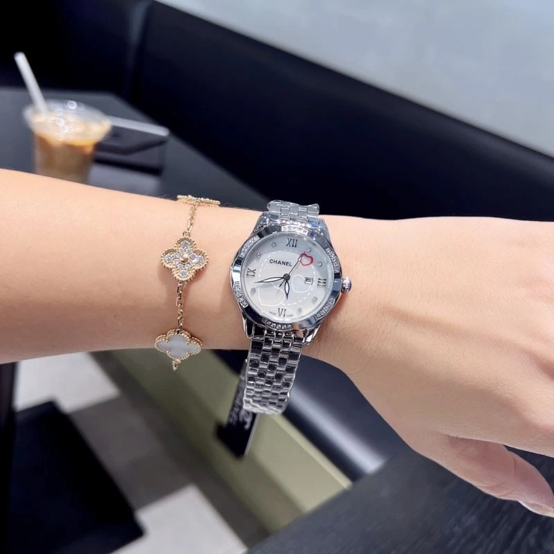 Packable CHANEL Watches 181667