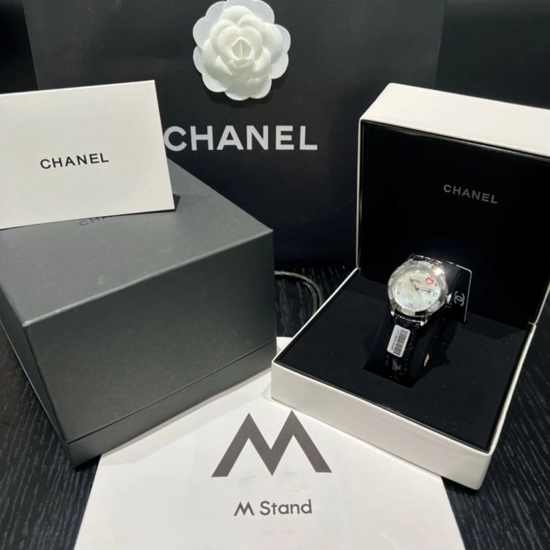 MoistureWicking CHANEL Watches 181670