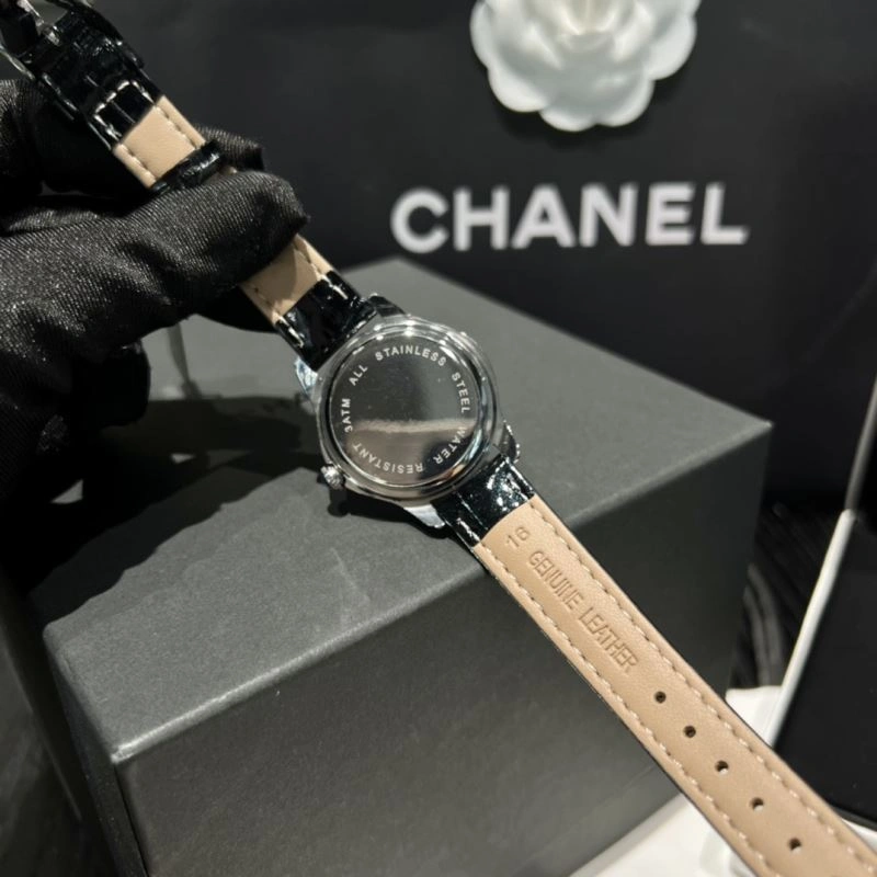 MoistureWicking CHANEL Watches 181670