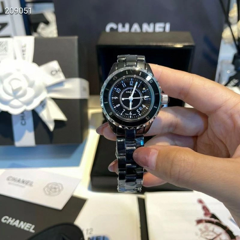 CHANEL Watches Comfortable 181145