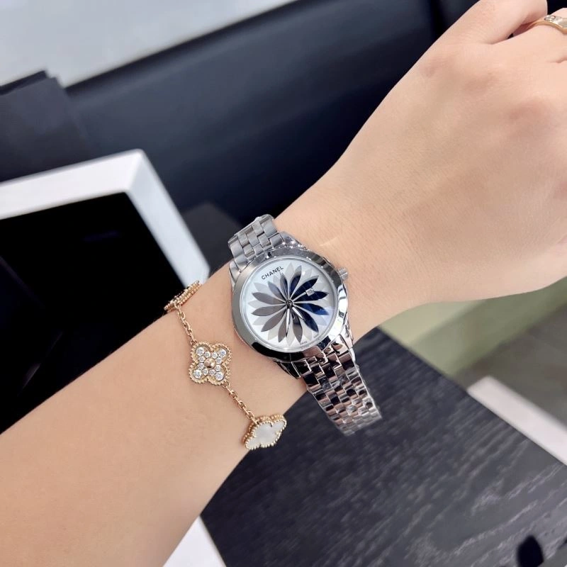 TimelessDesign CHANEL Watches 181662