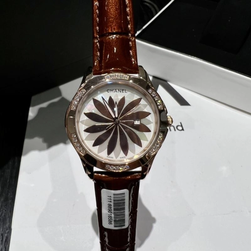 CHANEL Watches Comfortable 181663