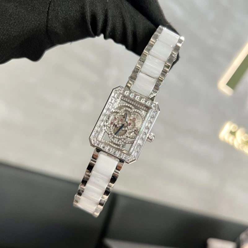 Neat CHANEL Watches 181648