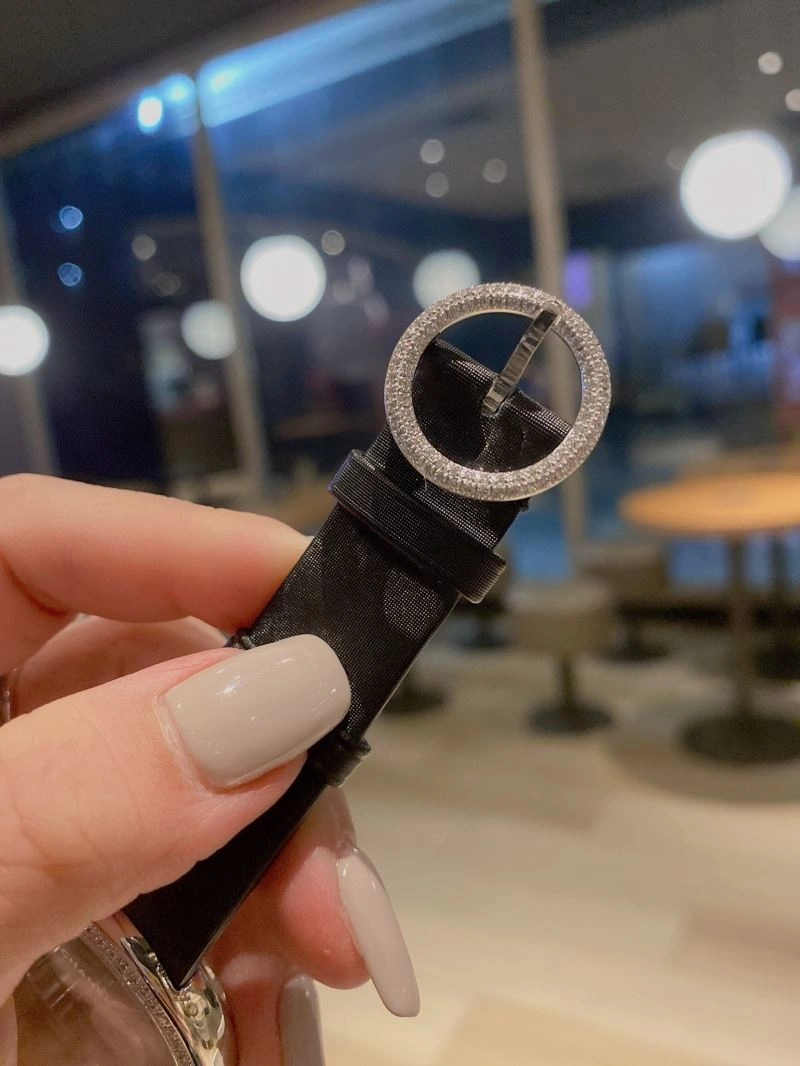 Functional CHANEL Watches 181661