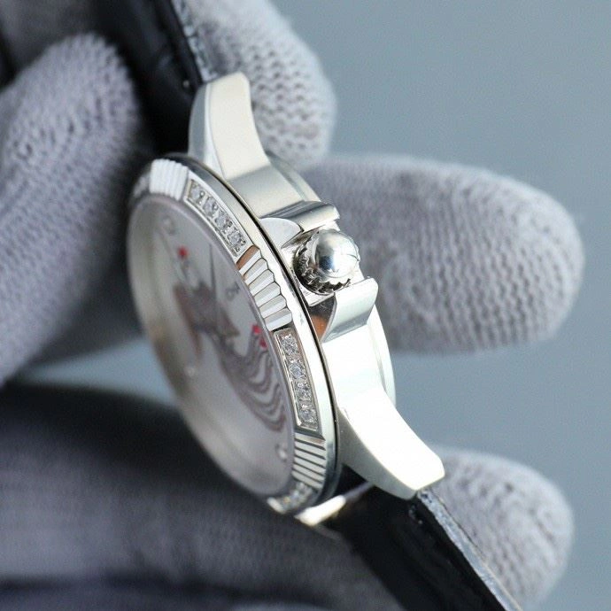CHANEL Watches Sleek 181644