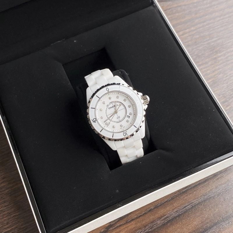 Durable CHANEL Watches 181639