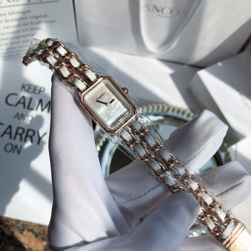 CHANEL Watches Fashionable 181615