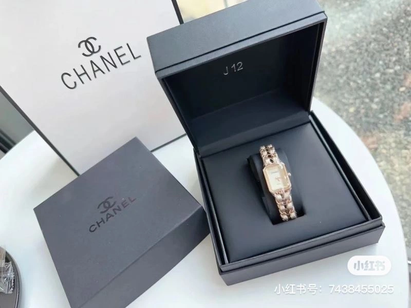 CHANEL Watches ModernLook 181613