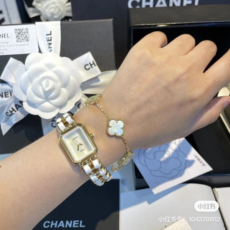 CHANEL Watches ModernLook 181613