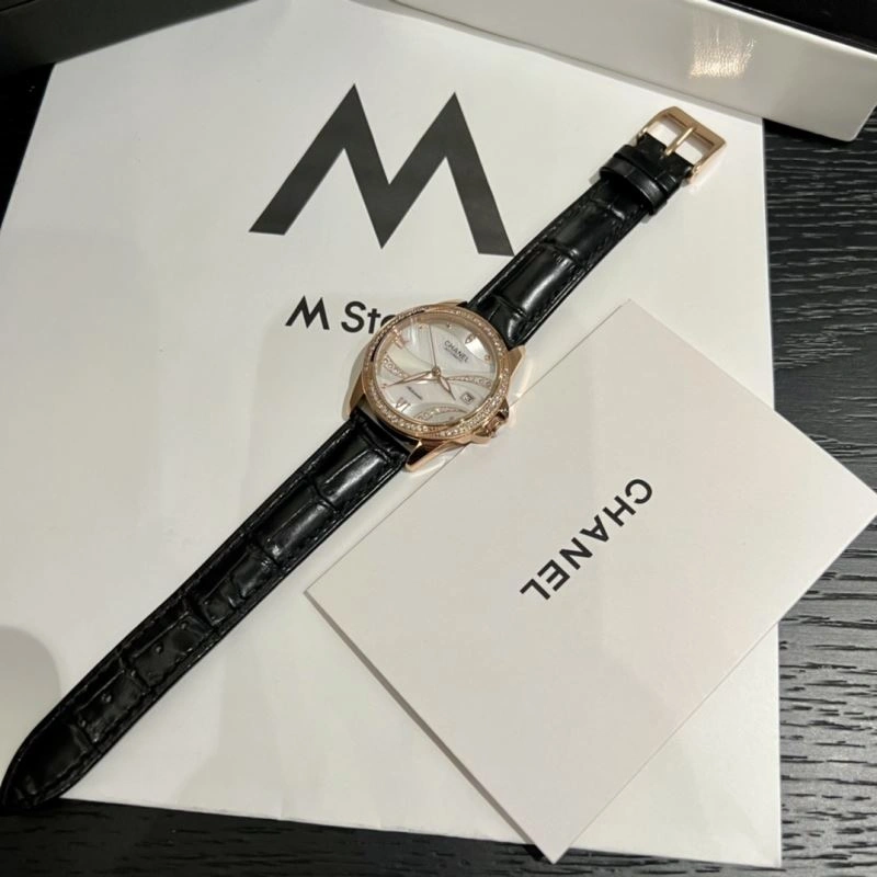 CHANEL Watches Stylish 181612