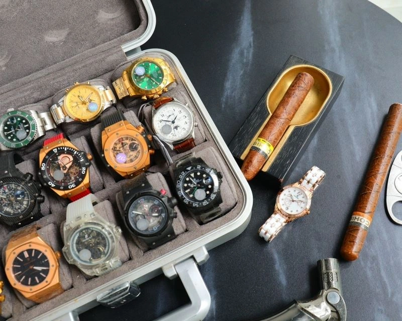 Thermal CHANEL Watches 181605