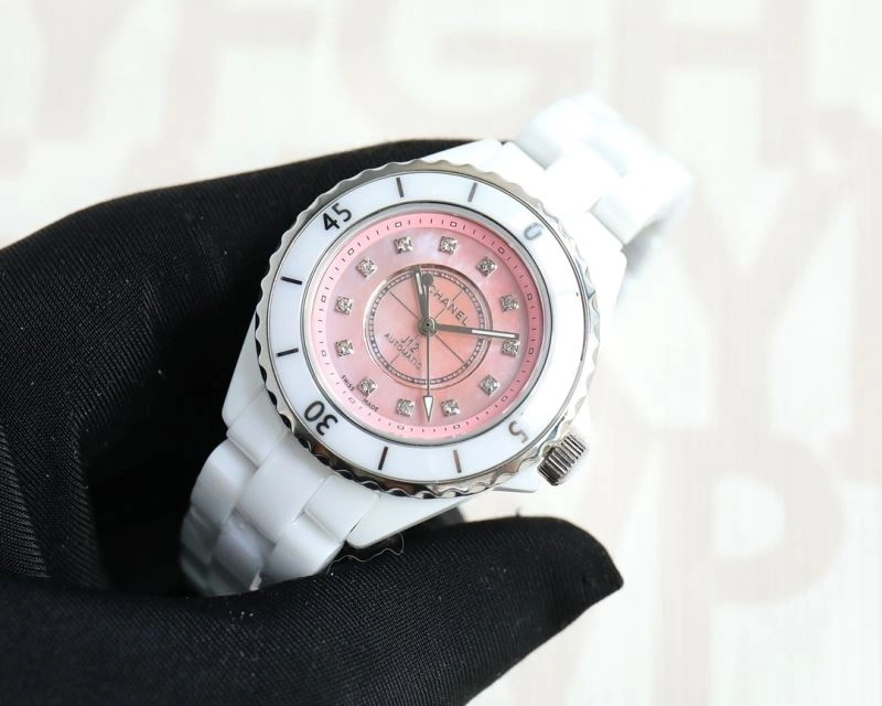 Lightweight CHANEL Watches 181610