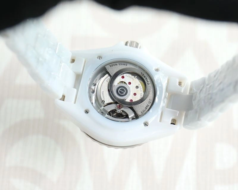 Lightweight CHANEL Watches 181610