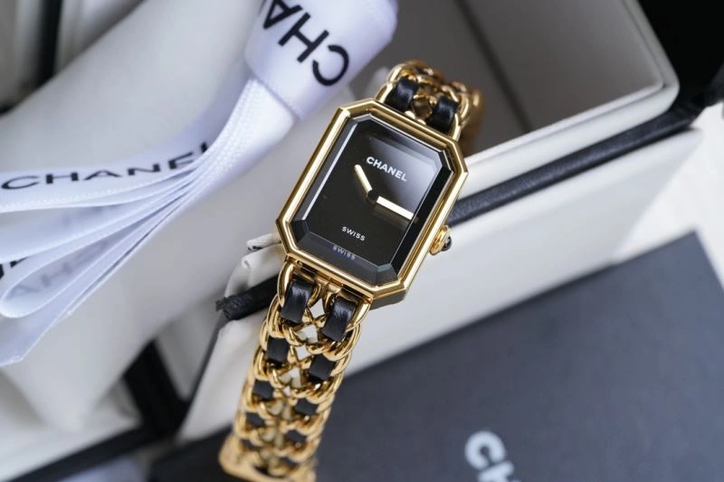 Durable CHANEL Watches 181609