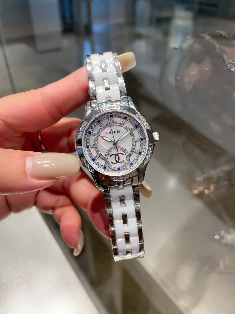 CHANEL Watches OnTrend 181601