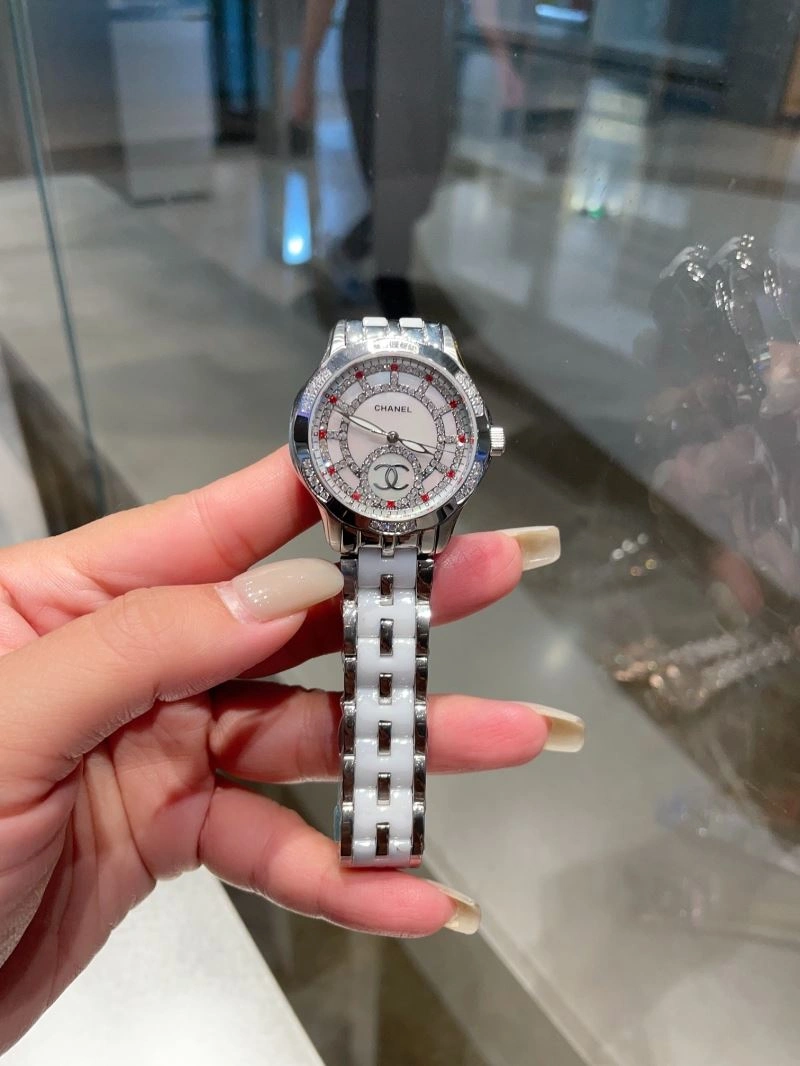 CHANEL Watches OnTrend 181601
