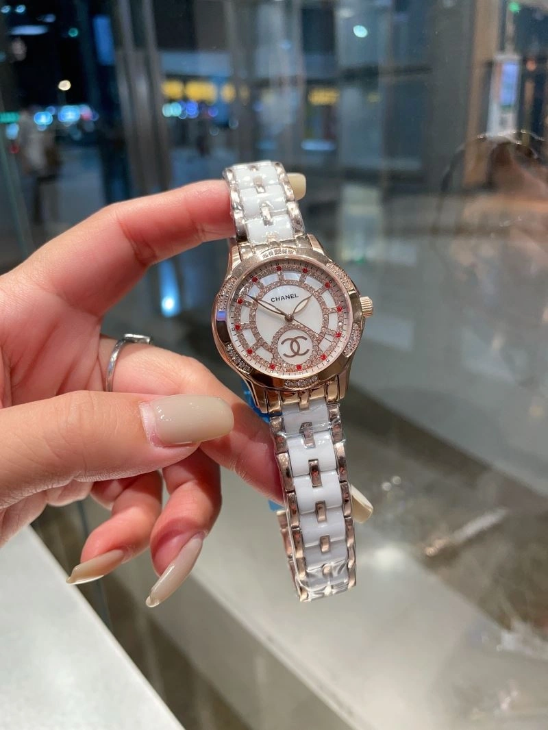 CHANEL Watches OnTrend 181601