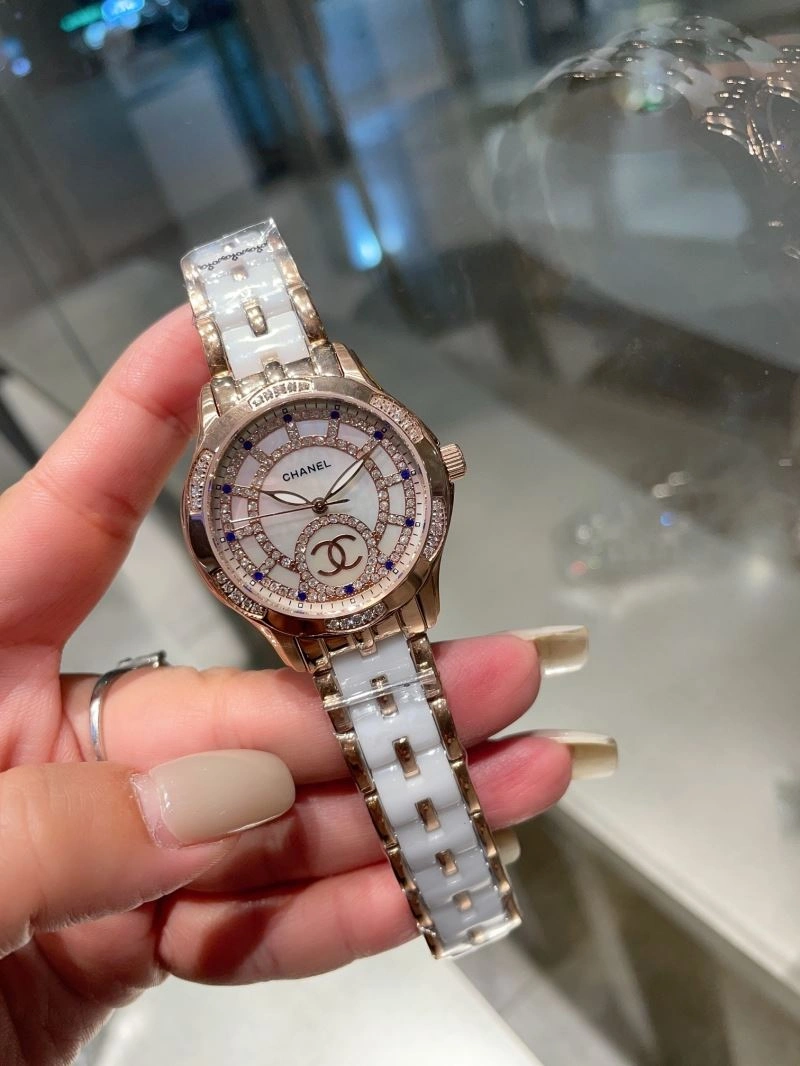 CHANEL Watches OnTrend 181601